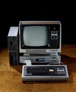 TRS-80 Model 1 Computer